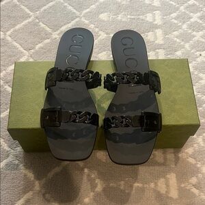 Gucci Rubber Slide Sandals